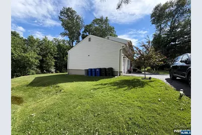 73 Hillside Avenue, Roxbury Township, NJ 07876 - Photo 44
