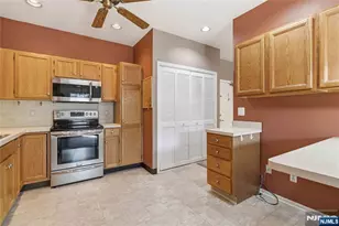 5322 Richmond Road 322, West Milford, NJ 07480 - Photo 20