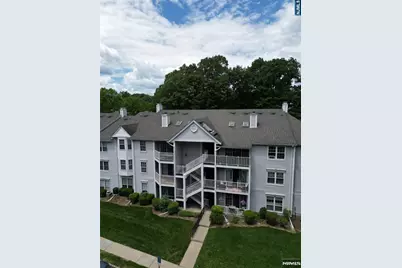 602 Lilac Lane, Mahwah, NJ 07430 - Photo 2
