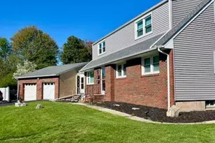 16 Demarest Ct 1st Floor, Dumont, NJ 07628 - Photo 2
