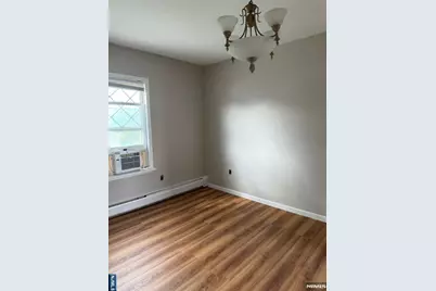 17 Nicholas Street, Little Ferry, NJ 07643 - Photo 12