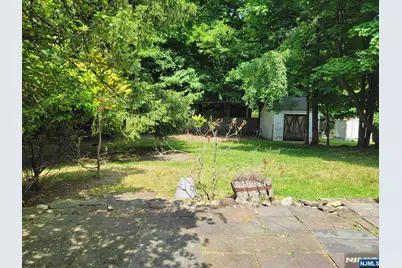 33 N Maple Avenue Apt 1 Left #Apt 1 Left, Park Ridge, NJ 07656 - Photo 16