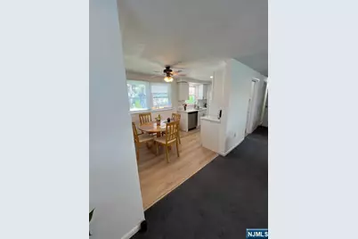 16 Demarest Court 2nd Floor #2nd Floor, Dumont, NJ 07628 - Photo 4