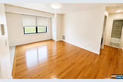 700 Schuyler Avenue D14 #D14, Kearny, NJ 07032 - Photo 4