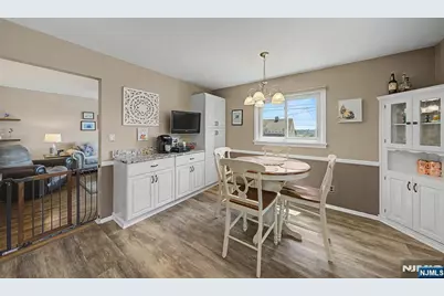 714 5th Street, Carlstadt, NJ 07072 - Photo 8