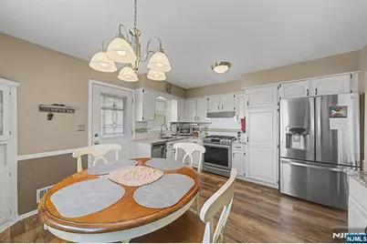 714 5th Street, Carlstadt, NJ 07072 - Photo 10