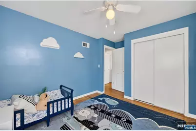447 Van Dyke Street, Ridgewood, NJ 07450 - Photo 16