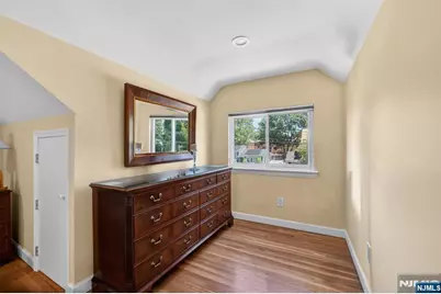 413 Maple Hill Drive, Hackensack, NJ 07601 - Photo 18