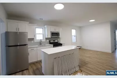 9 Maple 2L #2L, Kearny, NJ 07032 - Photo 12