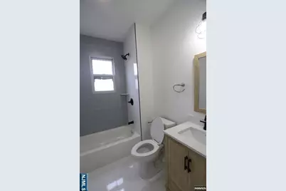 9 Maple 2L #2L, Kearny, NJ 07032 - Photo 14