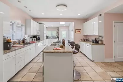 209 Maple Street, Englewood, NJ 07631 - Photo 12
