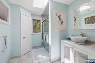 209 Maple St, Englewood, NJ 07631 - Photo 32