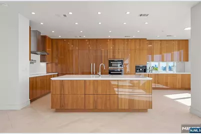 100 Carlyle Drive Vp6 #VP6, Cliffside Park, NJ 07010 - Photo 8