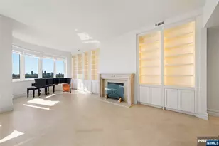 100 Carlyle Dr Vp6, Cliffside Park, NJ 07010 - Photo 18