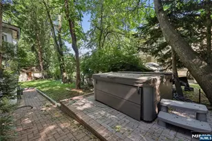 796 Old New Bridge Rd, Teaneck Township, NJ 07666 - Photo 4