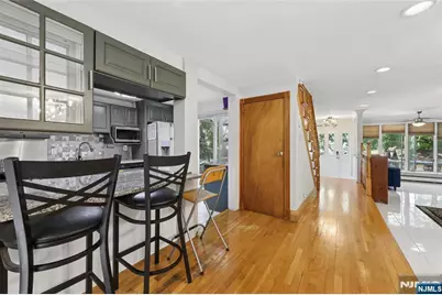 796 Old Newbridge Road, Teaneck Township, NJ 07666 - Photo 12
