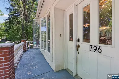 796 Old Newbridge Road, Teaneck Township, NJ 07666 - Photo 36