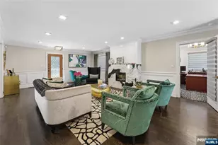 1474 Windsor Rd, Teaneck Township, NJ 07666 - Photo 4