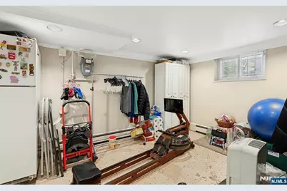 181 Selvage Avenue, Teaneck Township, NJ 07666 - Photo 22
