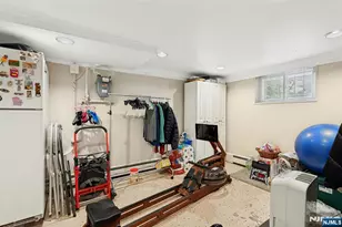 181 Selvage Ave, Teaneck Township, NJ 07666 - Photo 22