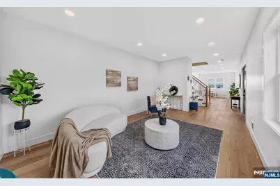 125 Cedarhurst Avenue, Woodland Park, NJ 07410 - Photo 18