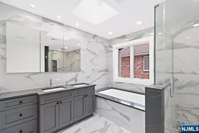 232 E Columbia Avenue A #A, Palisades Park, NJ 07650 - Photo 22