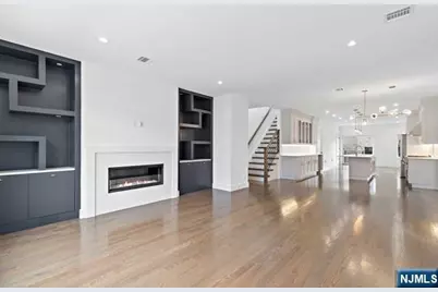 232 E Columbia Avenue A #A, Palisades Park, NJ 07650 - Photo 4