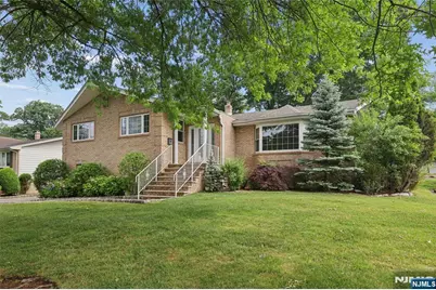 153 Charlotte Place, Englewood Cliffs, NJ 07632 - Photo 28