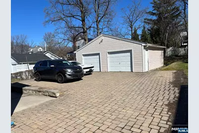 17 Garrett Street, Cedar Grove, NJ 07009 - Photo 2