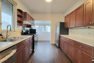 86 E Fort Lee Road 2nd Floor, Teaneck Township, NJ 07666 - Photo 4