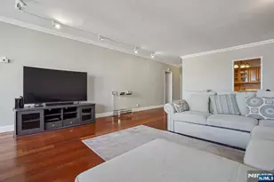 5 Horizon Road 2304, Fort Lee, NJ 07024 - Photo 12