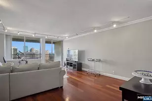 5 Horizon Road 2304, Fort Lee, NJ 07024 - Photo 8