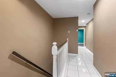 300 Gorge Road 2 #2, Cliffside Park, NJ 07010 - Photo 20