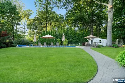 195 Overlook Place, Mahwah, NJ 07430 - Photo 32