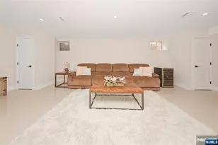 66 Knollwood Dr, Paramus, NJ 07652 - Photo 26