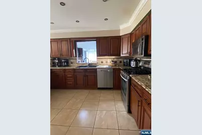 3 Teresa Court 1 #1, Moonachie, NJ 07074 - Photo 6