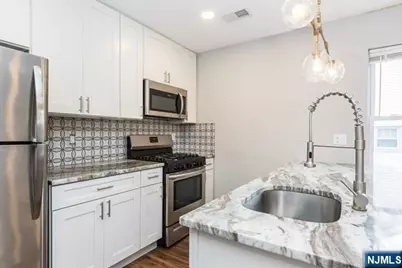 69 New Street 2 #2, Bloomfield, NJ 07003 - Photo 1
