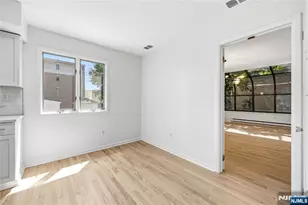 319 Gorge Road C0007, Cliffside Park, NJ 07010 - Photo 10