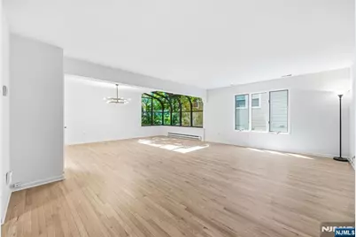 319 Gorge Road C0007 #C0007, Cliffside Park, NJ 07010 - Photo 6