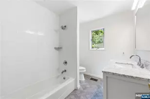 319 Gorge Road C0007, Cliffside Park, NJ 07010 - Photo 26