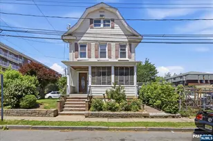90 Dewitt Pl 2, Hackensack, NJ 07601 - Photo 1