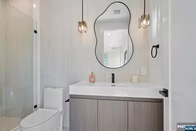 99 Van Horne Street 2 #2, Jersey City, NJ 07304 - Photo 20