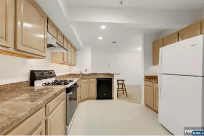 6 Collura Lane, Clifton, NJ 07012 - Photo 6