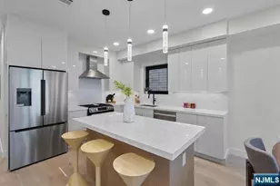 99 Van Horne Street 1, Jersey City, NJ 07304 - Photo 4