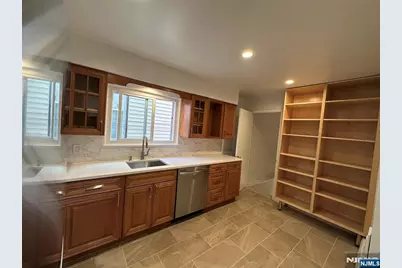 219 Cliff Street 1 #1, Cliffside Park, NJ 07010 - Photo 8