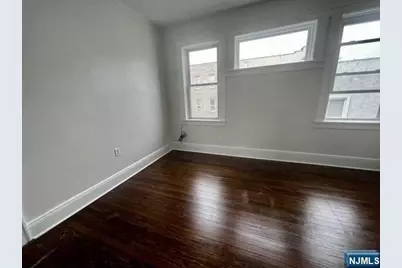 85 Macarthur Avenue, Garfield, NJ 07026 - Photo 24
