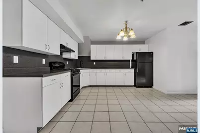311 6th Street C #C, Fairview, NJ 07022 - Photo 2