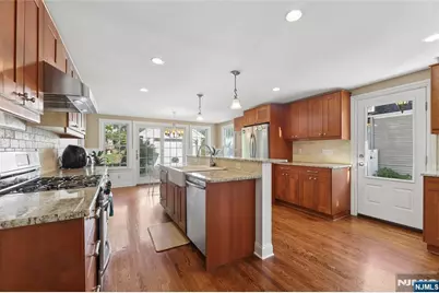 179 Lakewood Avenue, Ho Ho Kus, NJ 07423 - Photo 8