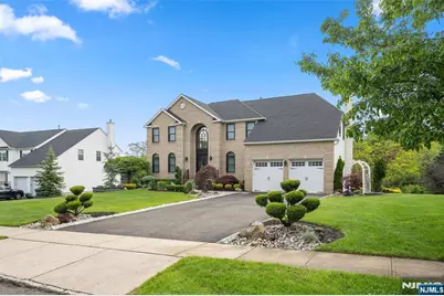 6 Christinalynn Drive, Monroe Township, NJ 08831 - Photo 2