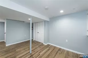 14 Grove Terrace, Montclair, NJ 07042 - Photo 34